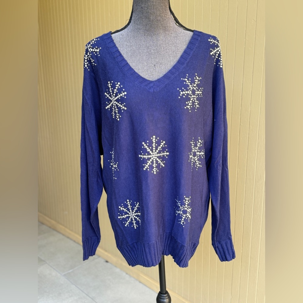 NWT CHASER Snowflake V-Neck Dolman Sweater Small